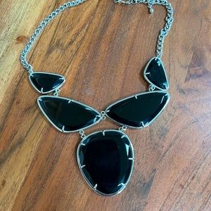 Park lane necklace on excellent condition.